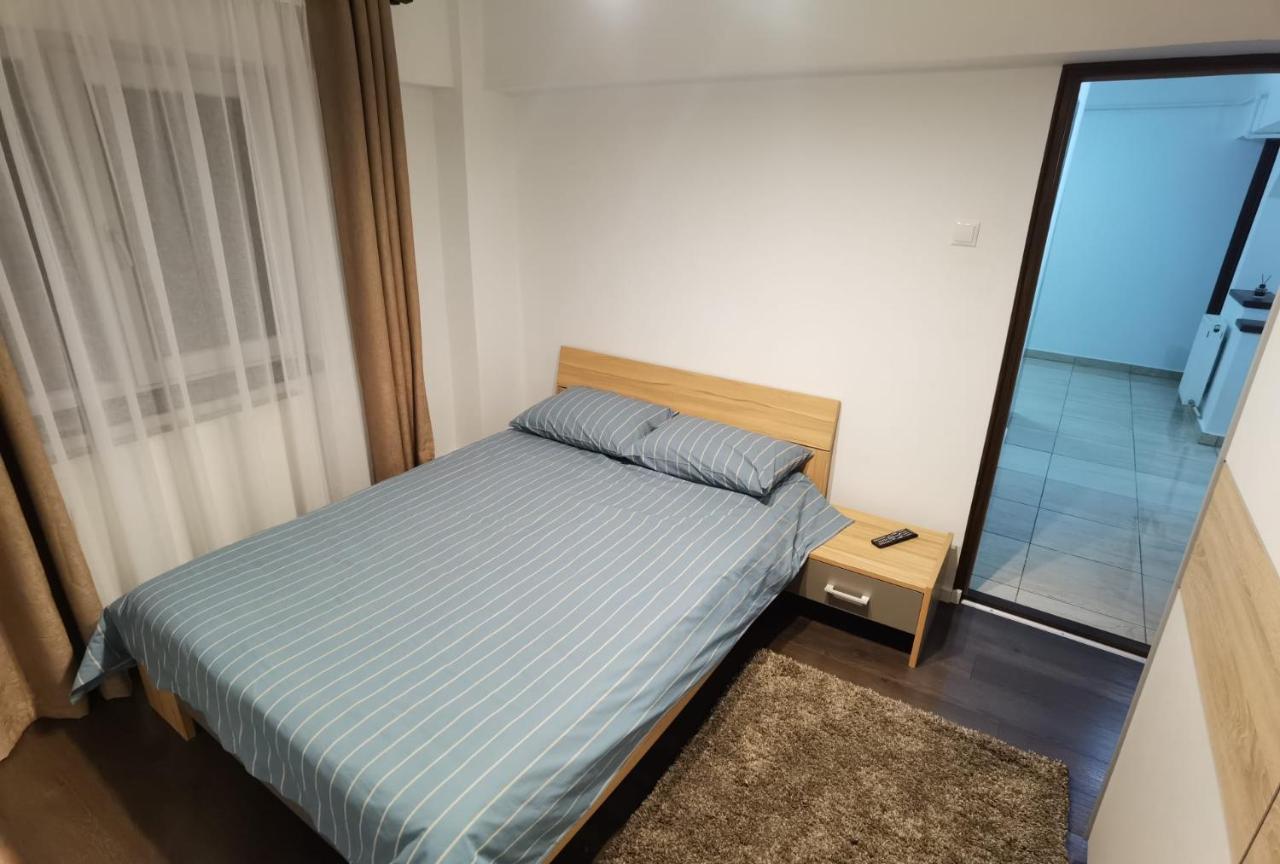 Apartament - Central Târgu Jiu エクステリア 写真